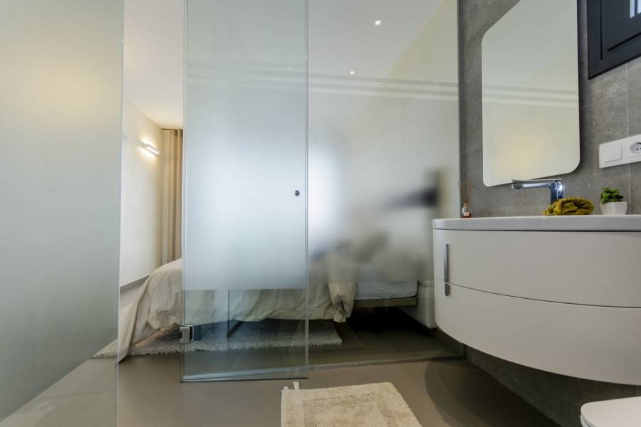 Venta - Villa - Campoamor - Orihuela Costa