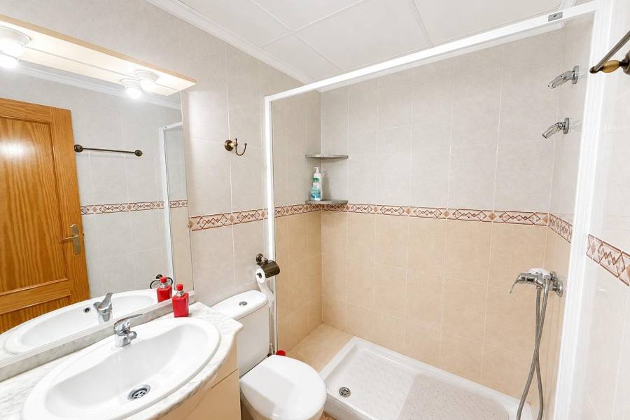 Venta - Apartamento - Nueva Torrevieja - Torrevieja