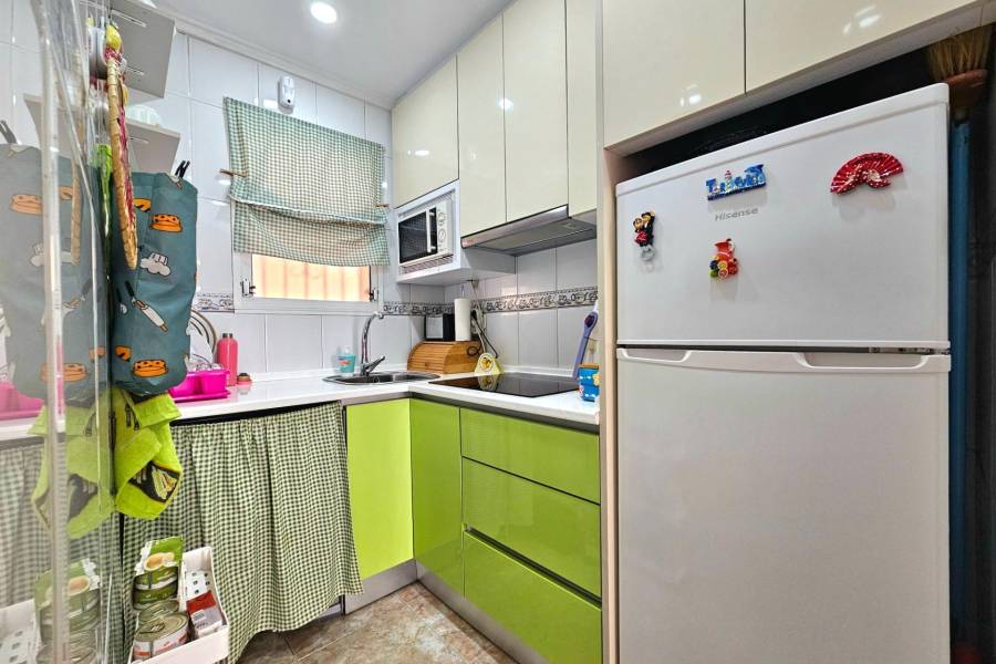 Sale - Apartment - Centro - Torrevieja