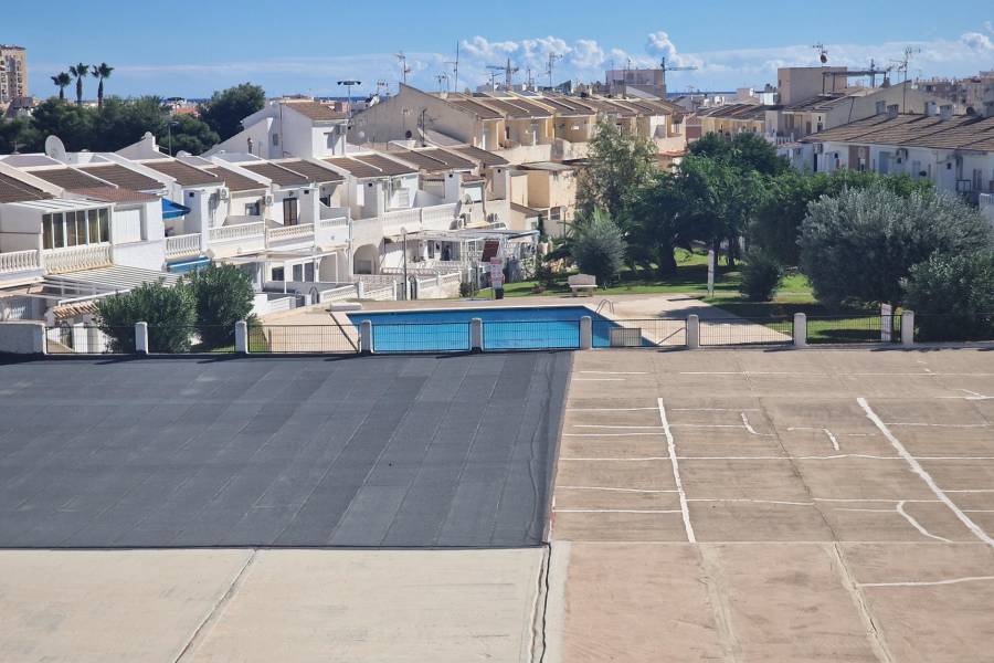 Verkauf - Reihenhaus - Estacion de autobuses - Torrevieja