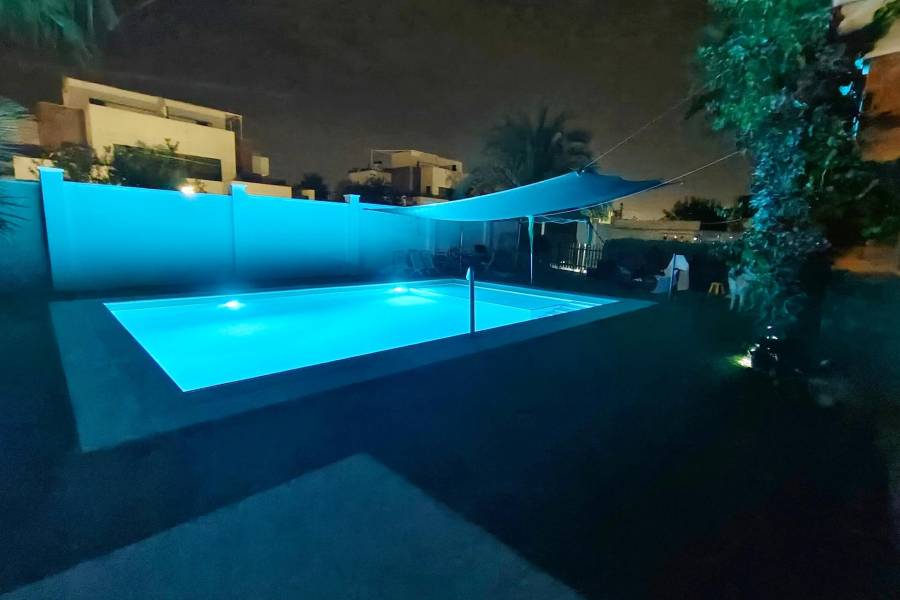 Venta - Chalet - Torreta florida - Torrevieja