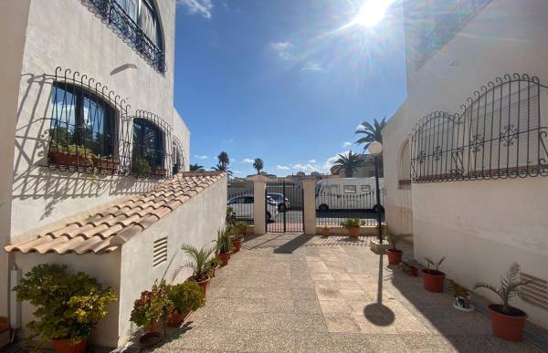 Appartement - Vente - El Acequión - Los Náufragos - Torrevieja