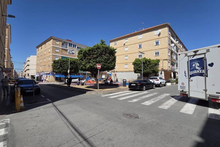 Venta - Apartamento - Estacion de autobuses - Torrevieja