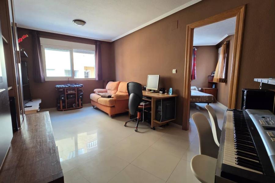 Venta - Apartamento - Paseo maritimo - Torrevieja
