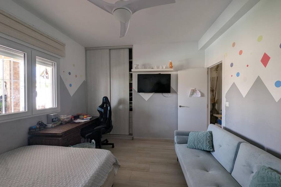 Venta - Chalet - Torreta florida - Torrevieja