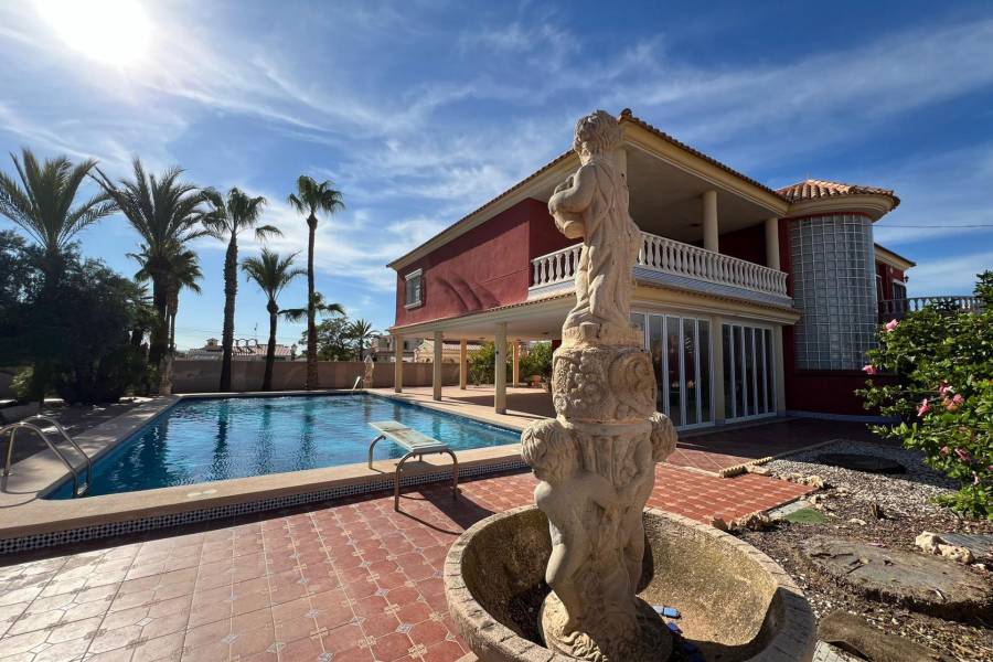 Försäljning - Villa - Torreta florida - Torrevieja