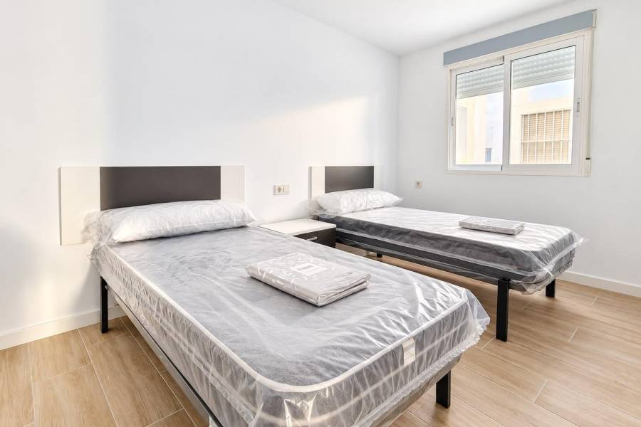 Sale - Apartment - Centro - Torrevieja
