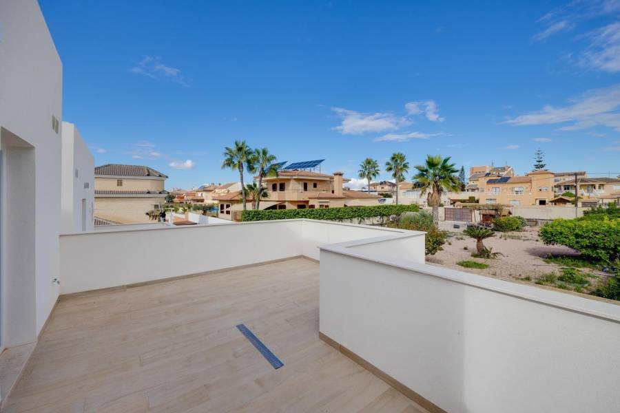 Sale - Villa - Zona los Frutales - Torrevieja