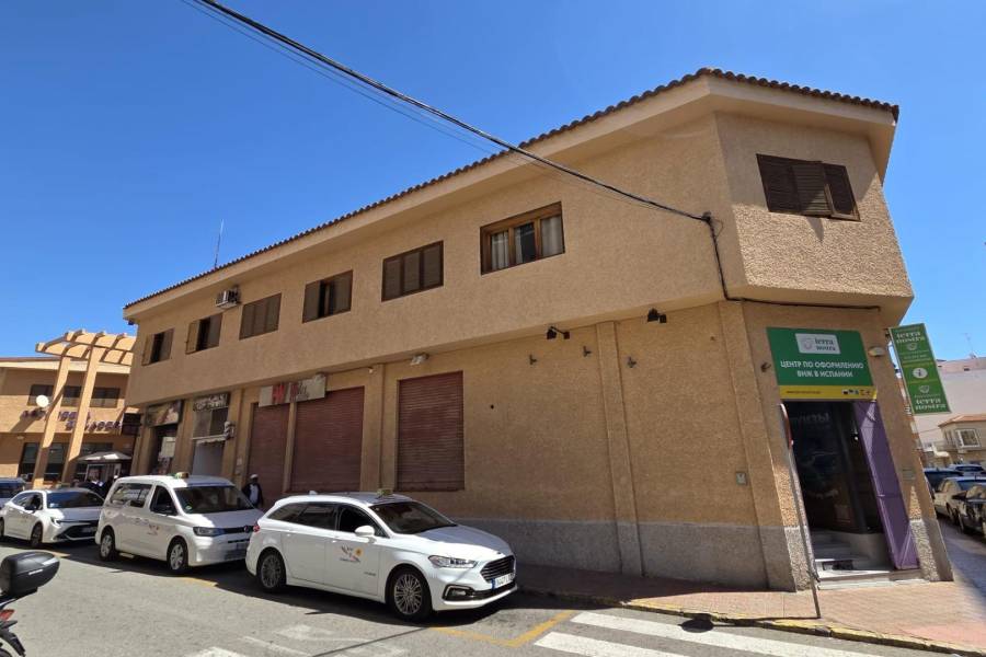 Venta - Apartamento - Estacion de autobuses - Torrevieja
