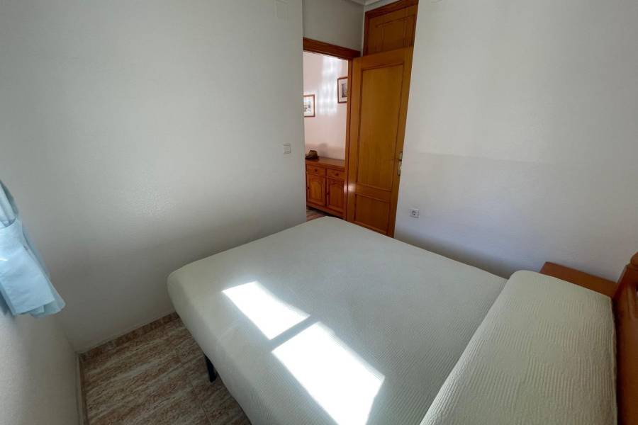 Försäljning - Lägenhet - La Mata - Torrevieja