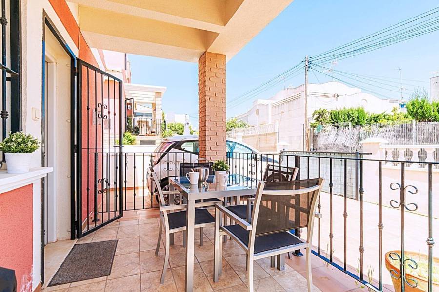 Venta - Adosado - Los balcones - Torrevieja