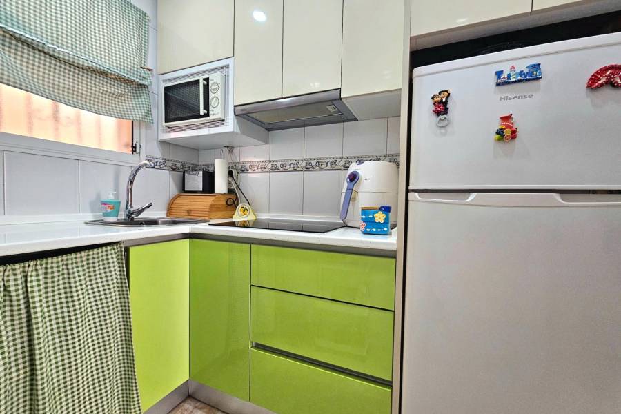 Sale - Apartment - Centro - Torrevieja