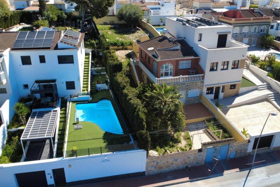 Venta - Chalet - Los balcones - Torrevieja