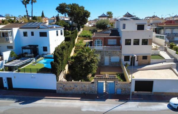 Chalet - Venta - Los balcones - Torrevieja