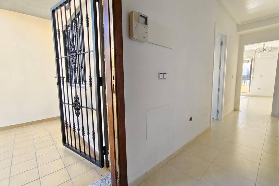 Verkauf - Reihenhaus - Aguas nuevas 1 - Torrevieja