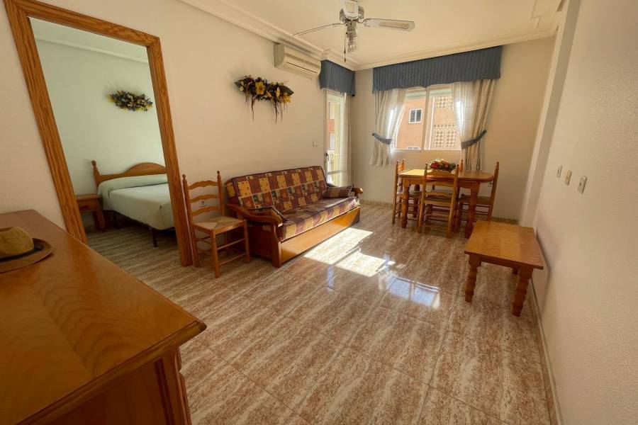 Försäljning - Lägenhet - La Mata - Torrevieja
