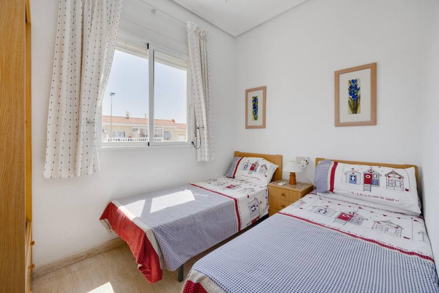 Venta - Bungalow Planta Alta - Aguas Nuevas - Torrevieja