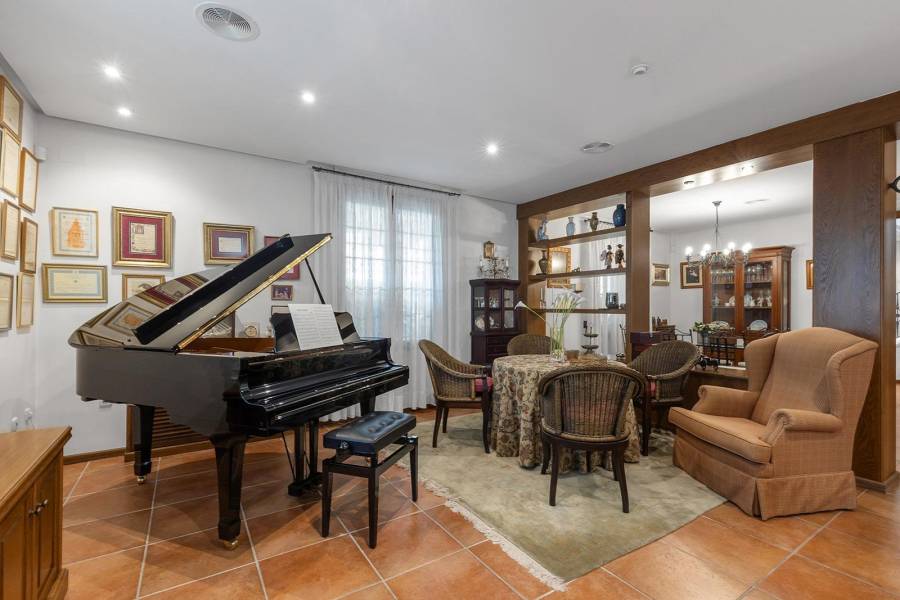 Venta - Villa - La veleta - Torrevieja