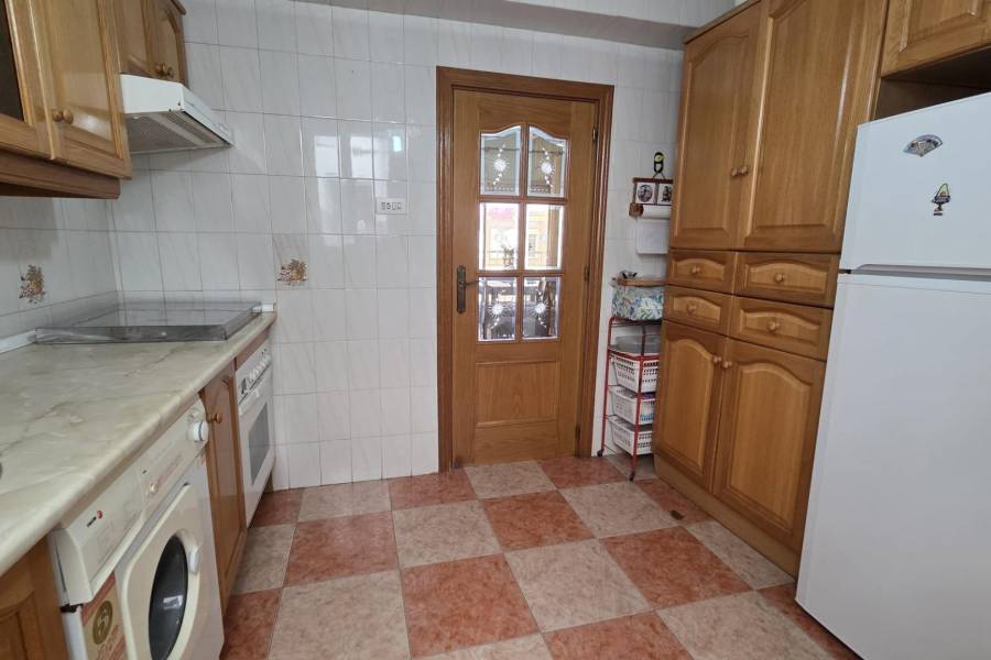 Venta - Apartamento - Estacion de autobuses - Torrevieja
