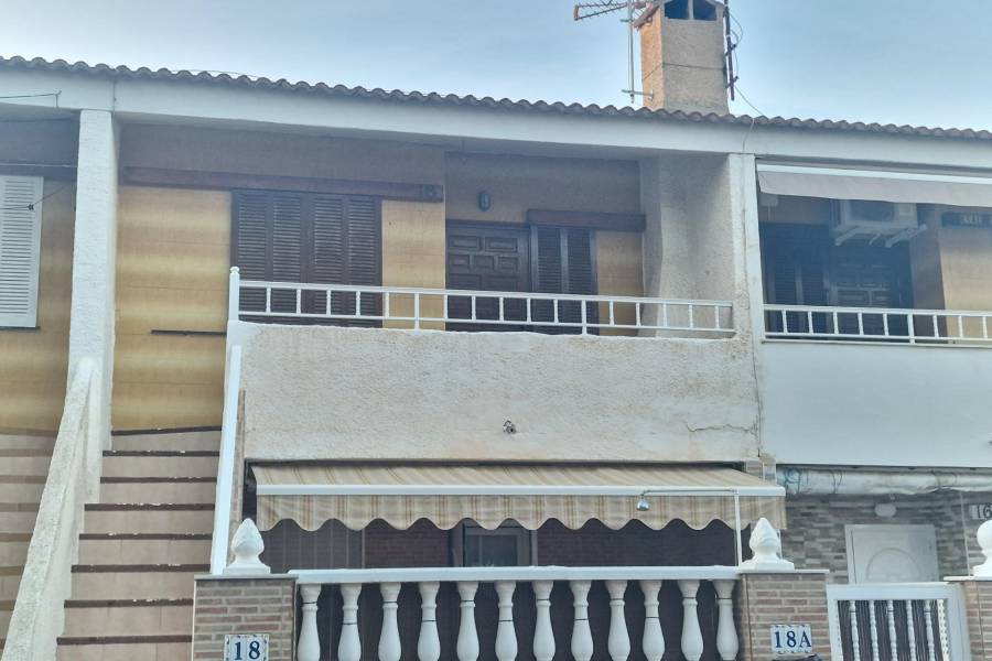 Venta - Bungalow Planta Alta - Playa de los Naufragos - Torrevieja