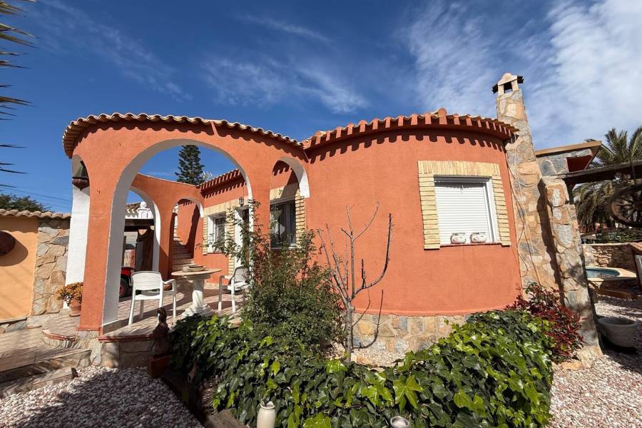 Venta - Chalet - El chaparral - Torrevieja