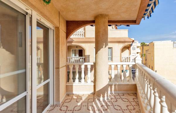 Apartamento - Venta - La Mata - Torrevieja