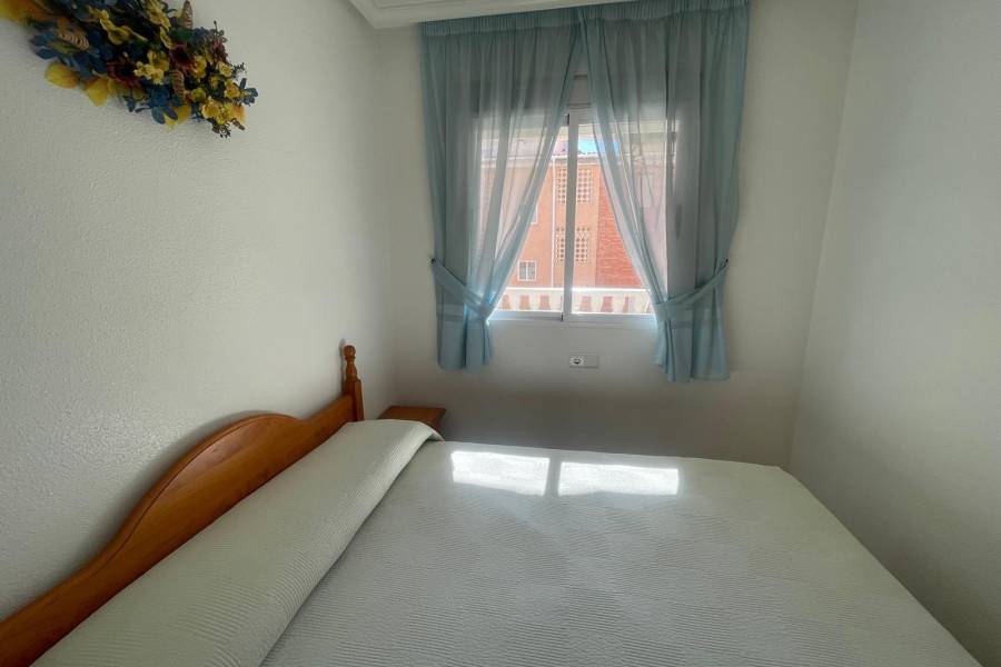 Försäljning - Lägenhet - La Mata - Torrevieja