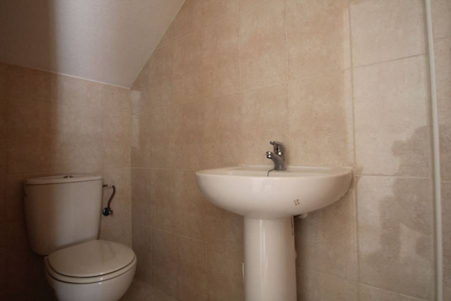 Verkauf - Reihenhaus - Aguas nuevas 1 - Torrevieja