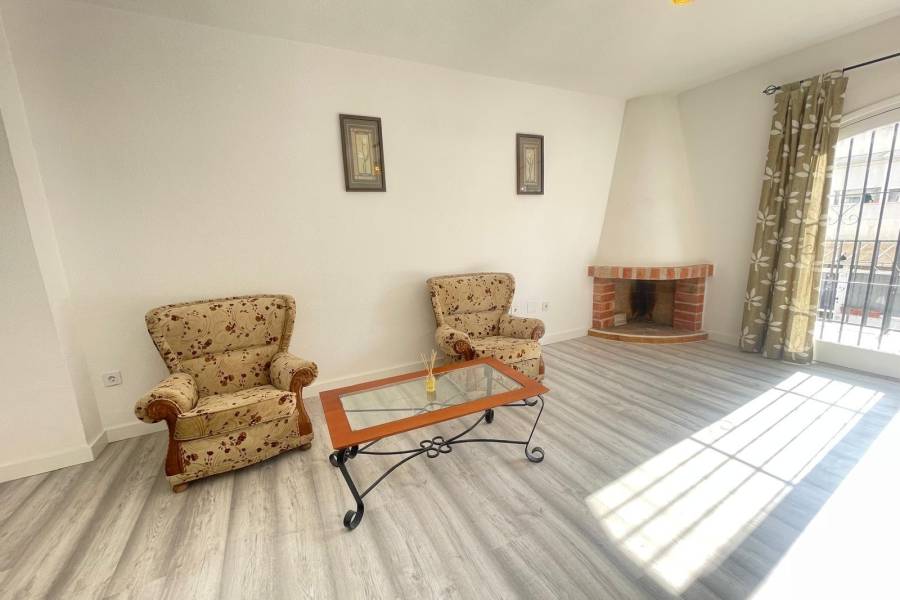 Försäljning - Övervåning Bungalow - Nueva Torrevieja - Torrevieja