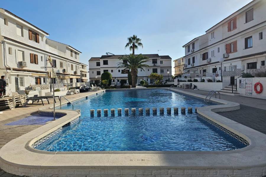 Salg - Rekkehus - Punta Prima - Torrevieja