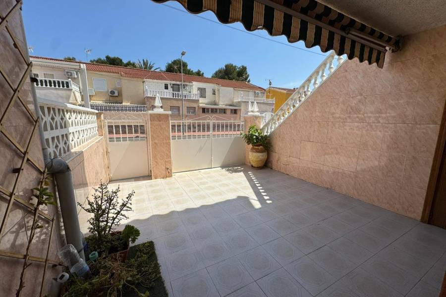 Venta - Bungalow Planta Baja - Playa de los Naufragos - Torrevieja