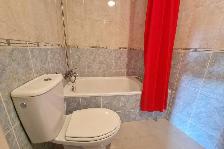 Venta - Apartamento - Estacion de autobuses - Torrevieja