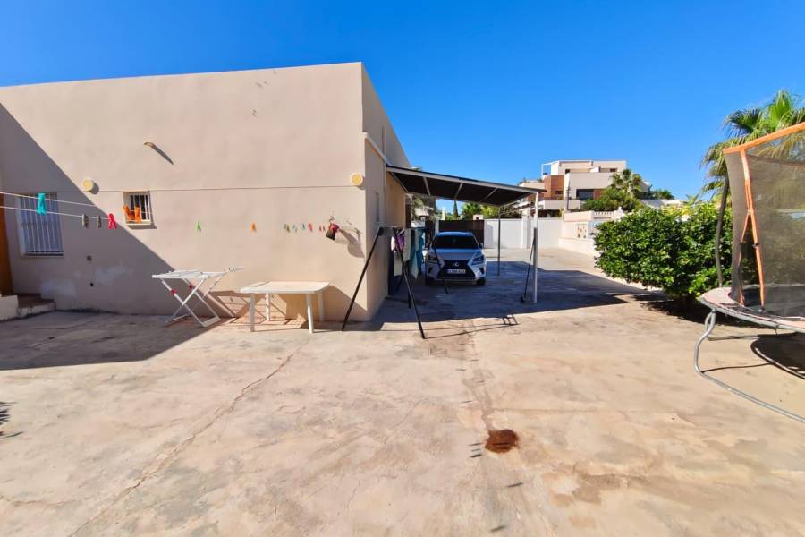Venta - Chalet - Torreta florida - Torrevieja