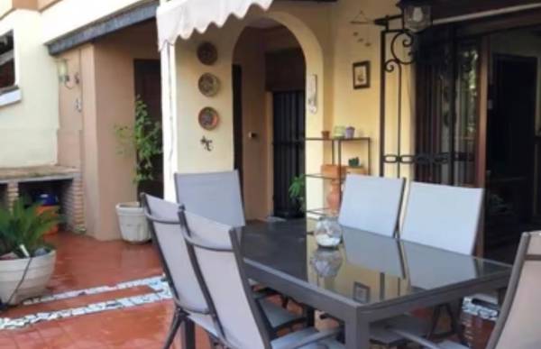 Lägenhet - Försäljning - Playa de los Locos - Torrevieja