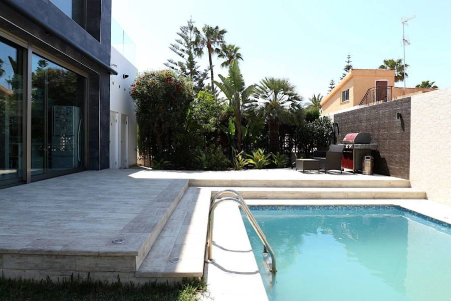 Försäljning - Lyxvilla - Los Angeles - Torrevieja