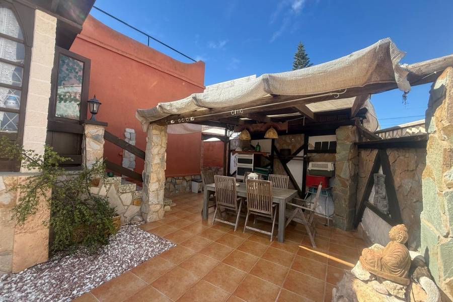 Venta - Chalet - El chaparral - Torrevieja