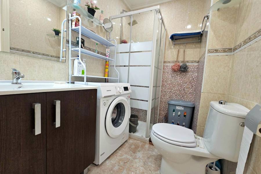 Sale - Apartment - Centro - Torrevieja