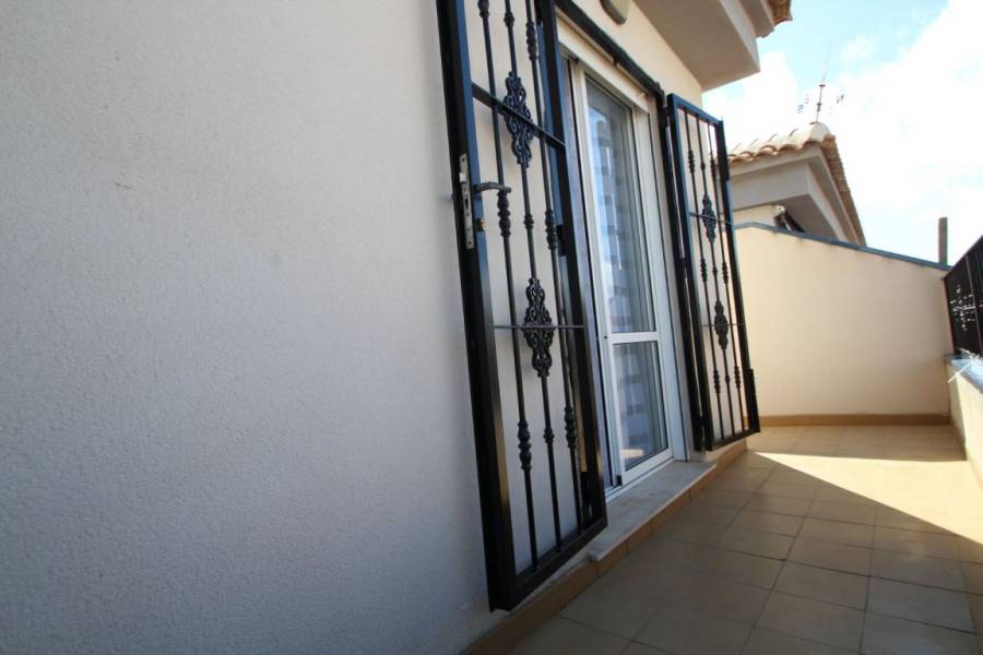 Verkauf - Reihenhaus - Aguas nuevas 1 - Torrevieja