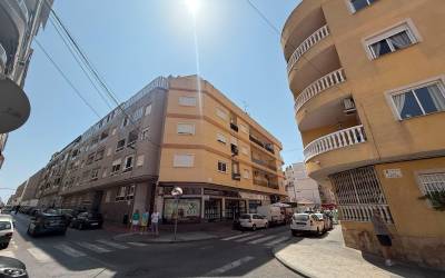 Apartamento - Venta - Paseo maritimo - Torrevieja