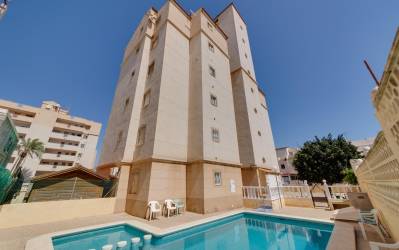 Apartment - Sale - Nueva Torrevieja - Torrevieja