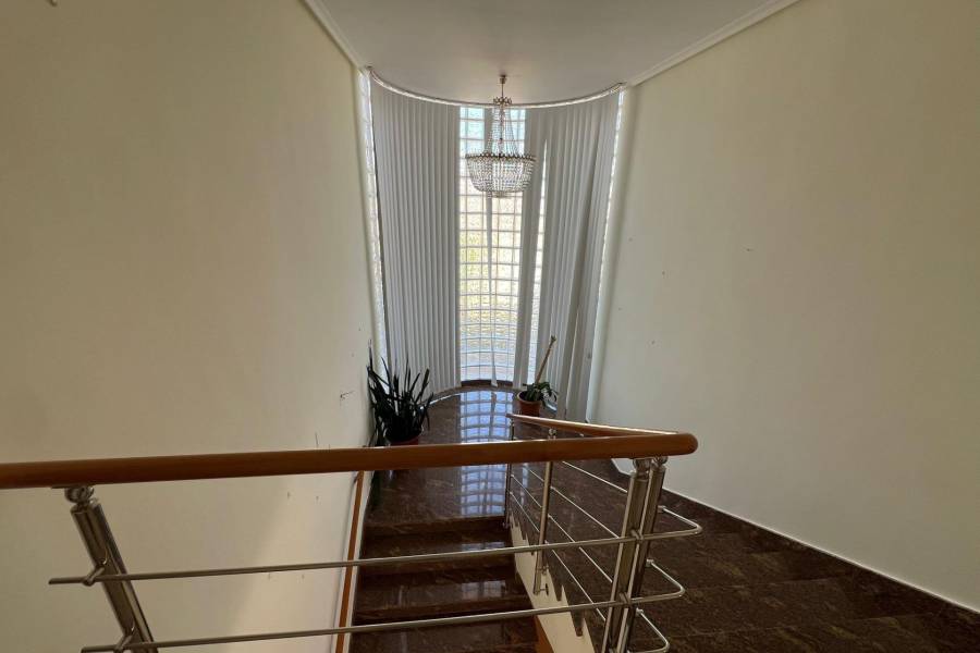 Försäljning - Villa - Torreta florida - Torrevieja