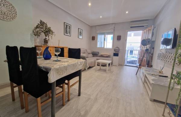 Apartamento - Venta - Acequion - Torrevieja