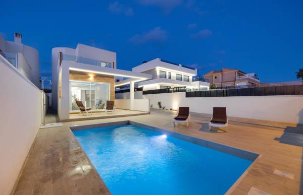 Villa - Försäljning - Zona los Frutales - Torrevieja