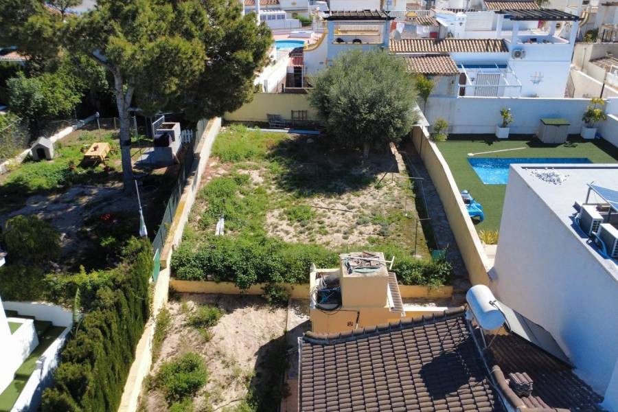 Venta - Chalet - Los balcones - Torrevieja