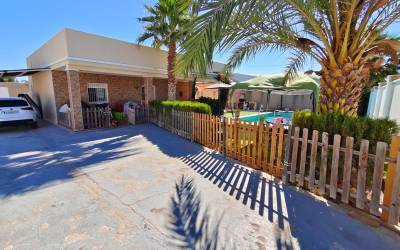 Chalet - Venta - Torreta florida - Torrevieja