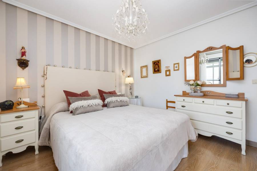 Sale - Penthouse - Centro - Torrevieja