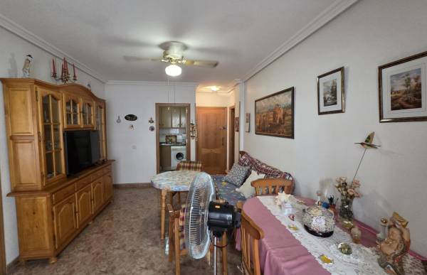 Apartment - Sale - Estacion de autobuses - Torrevieja
