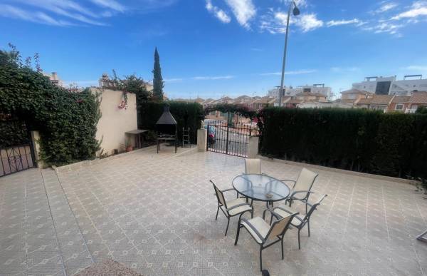 Bungalow Ground Floor - Sale - Los Balcones - Los Altos del Edén - Torrevieja