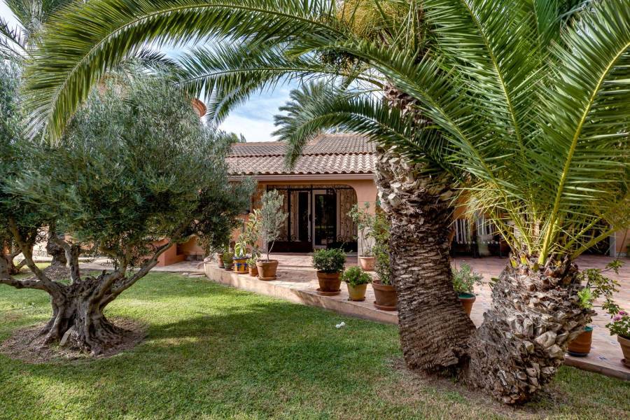 Venta - Villa de Lujo - San luis - Torrevieja