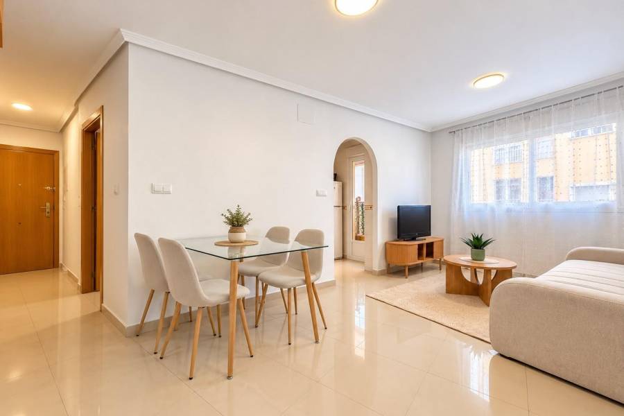 Venta - Apartamento - Paseo maritimo - Torrevieja